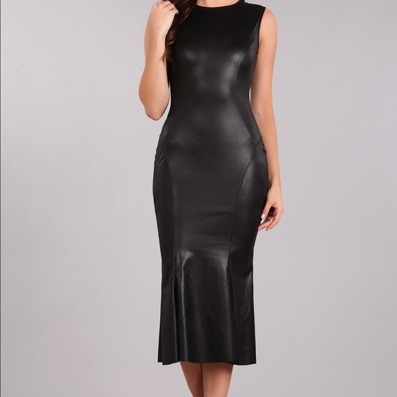 Dress - Picture 2 of 3